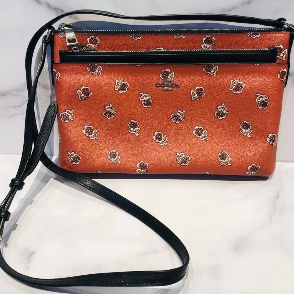 EUC Coach Crossbody Bag with COA - Picture 2 of 8